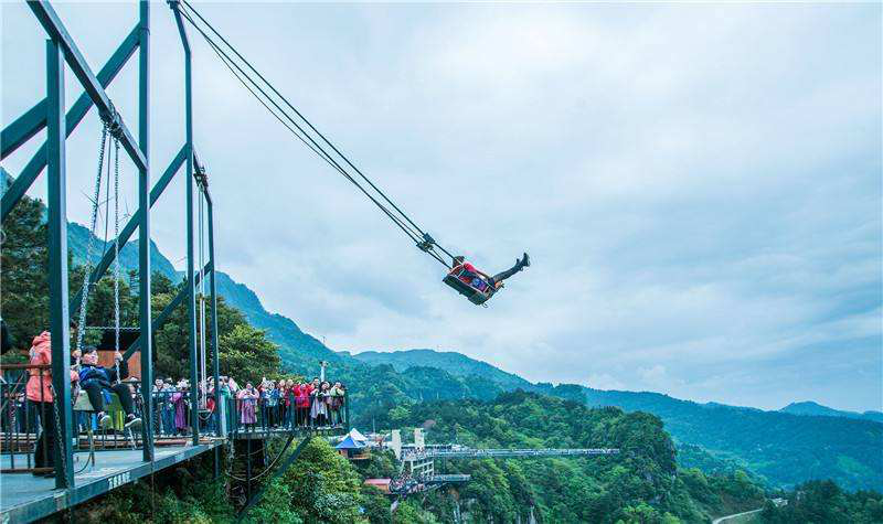 如何做好懸崖秋千設(shè)備的維護(hù)工作？